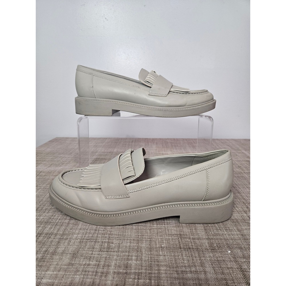 Marc Fisher Calixy Light Grey Kiltie Penny Loafers Lug Sole Shoes Womens 8.5 M